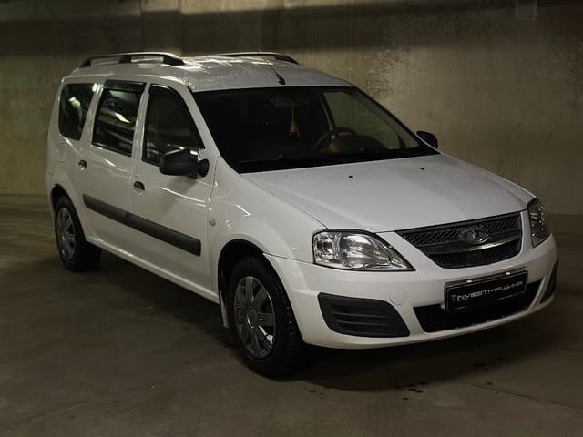 Аренда авто LADA Largus 2017