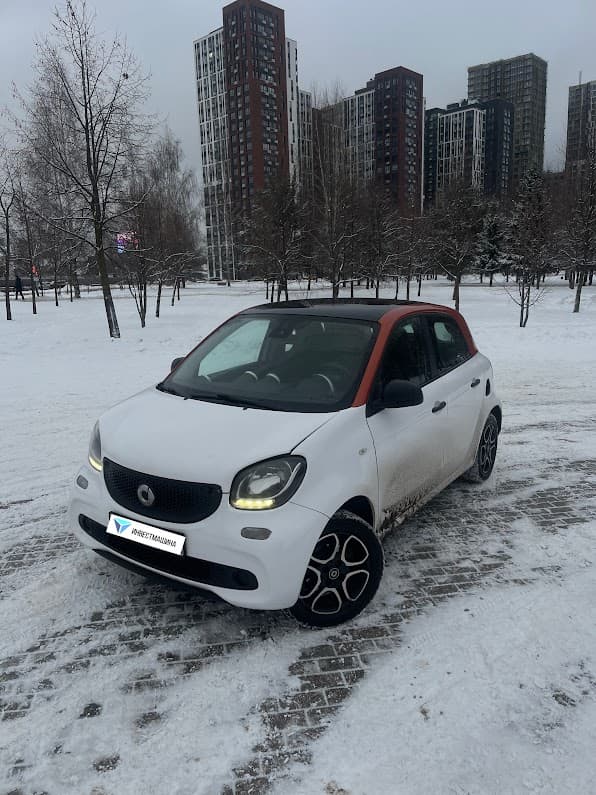 Аренда авто Smart FORFOUR 2016