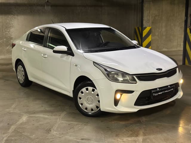 Аренда авто KIA RIO 2017